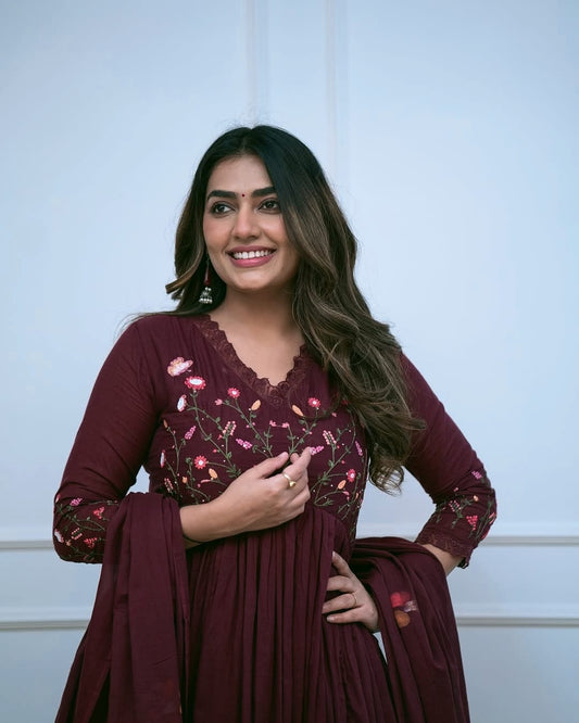 Cotton 60-60 fabric Kurti pant with dupatta